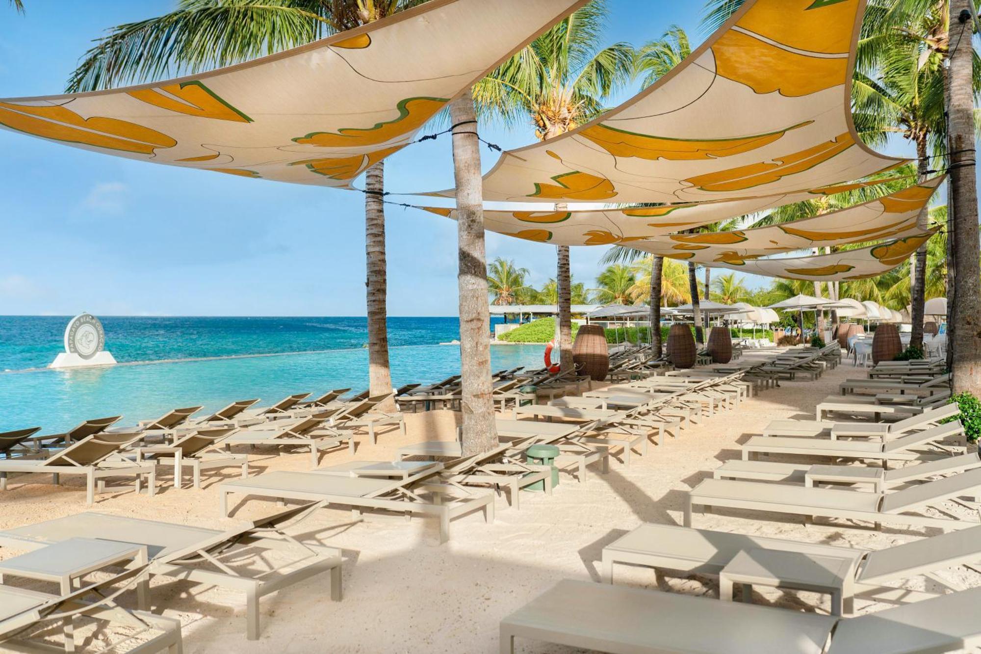 Papagayo Beach Hotel (Adults Only) Вилемстад Екстериор снимка