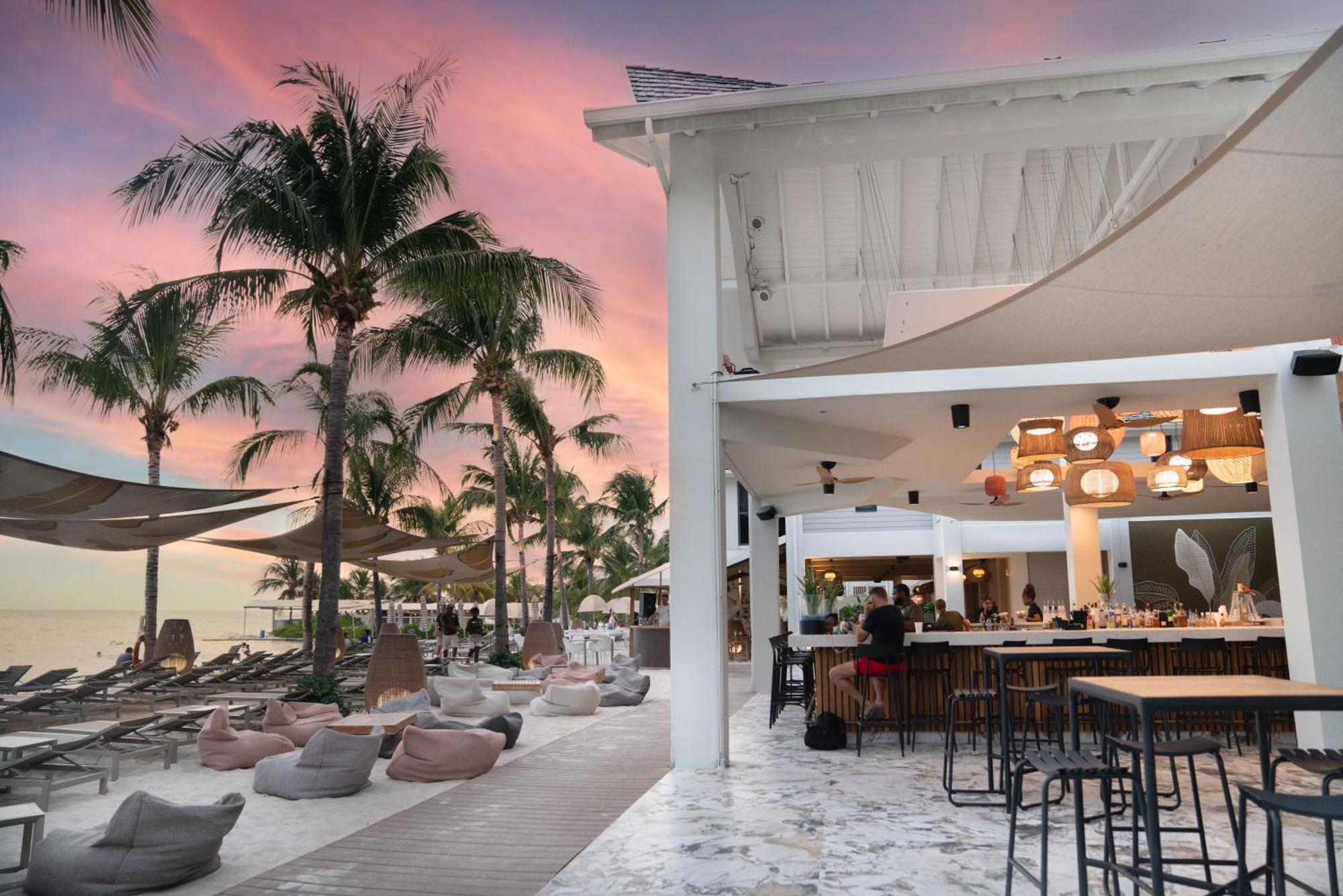 Papagayo Beach Hotel (Adults Only) Вилемстад Екстериор снимка