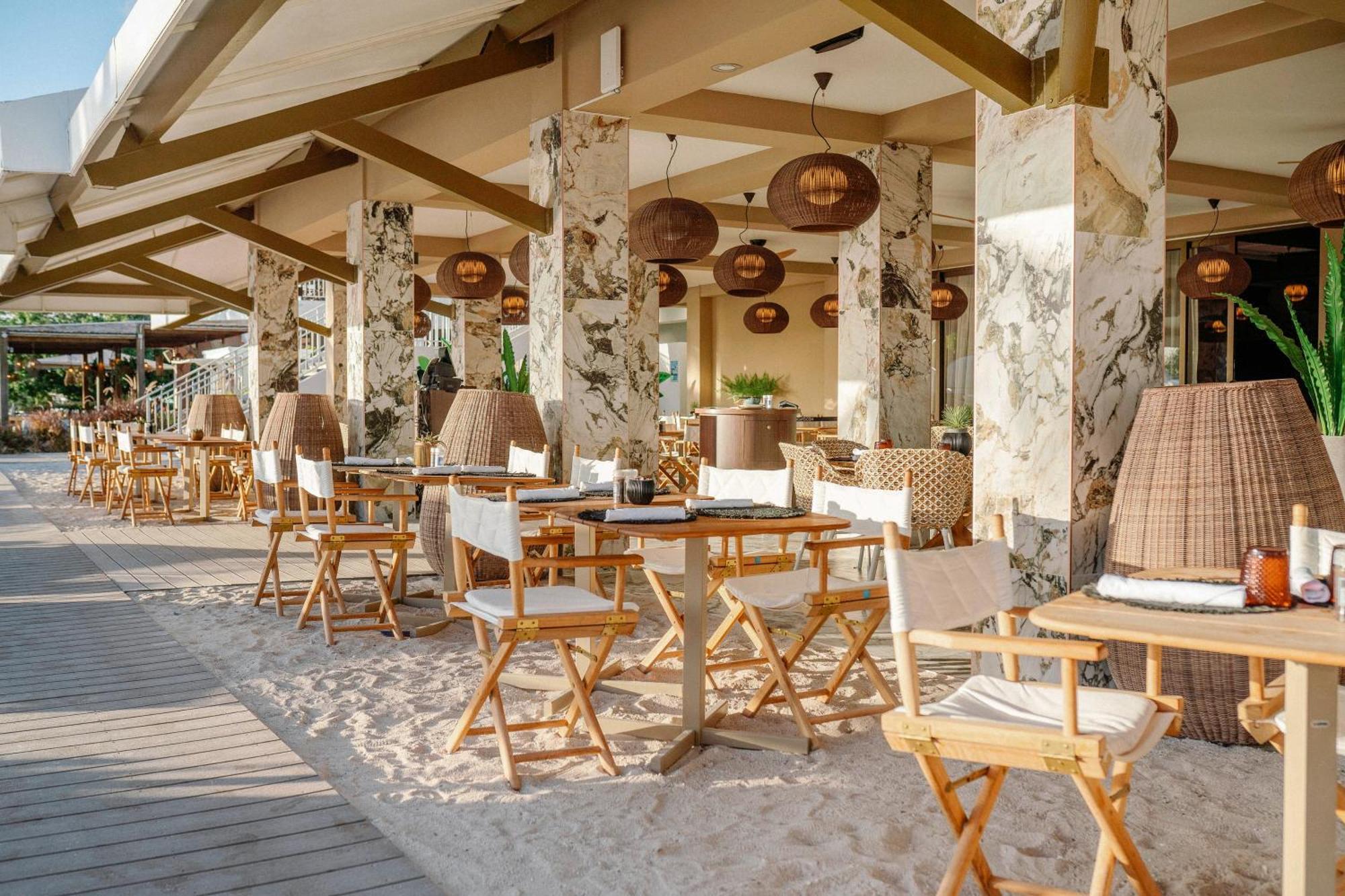 Papagayo Beach Hotel (Adults Only) Вилемстад Екстериор снимка