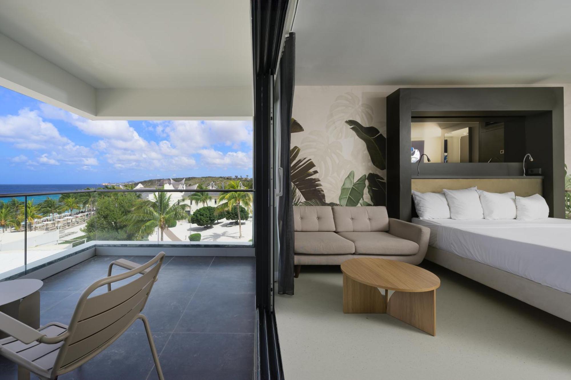 Papagayo Beach Hotel (Adults Only) Вилемстад Екстериор снимка