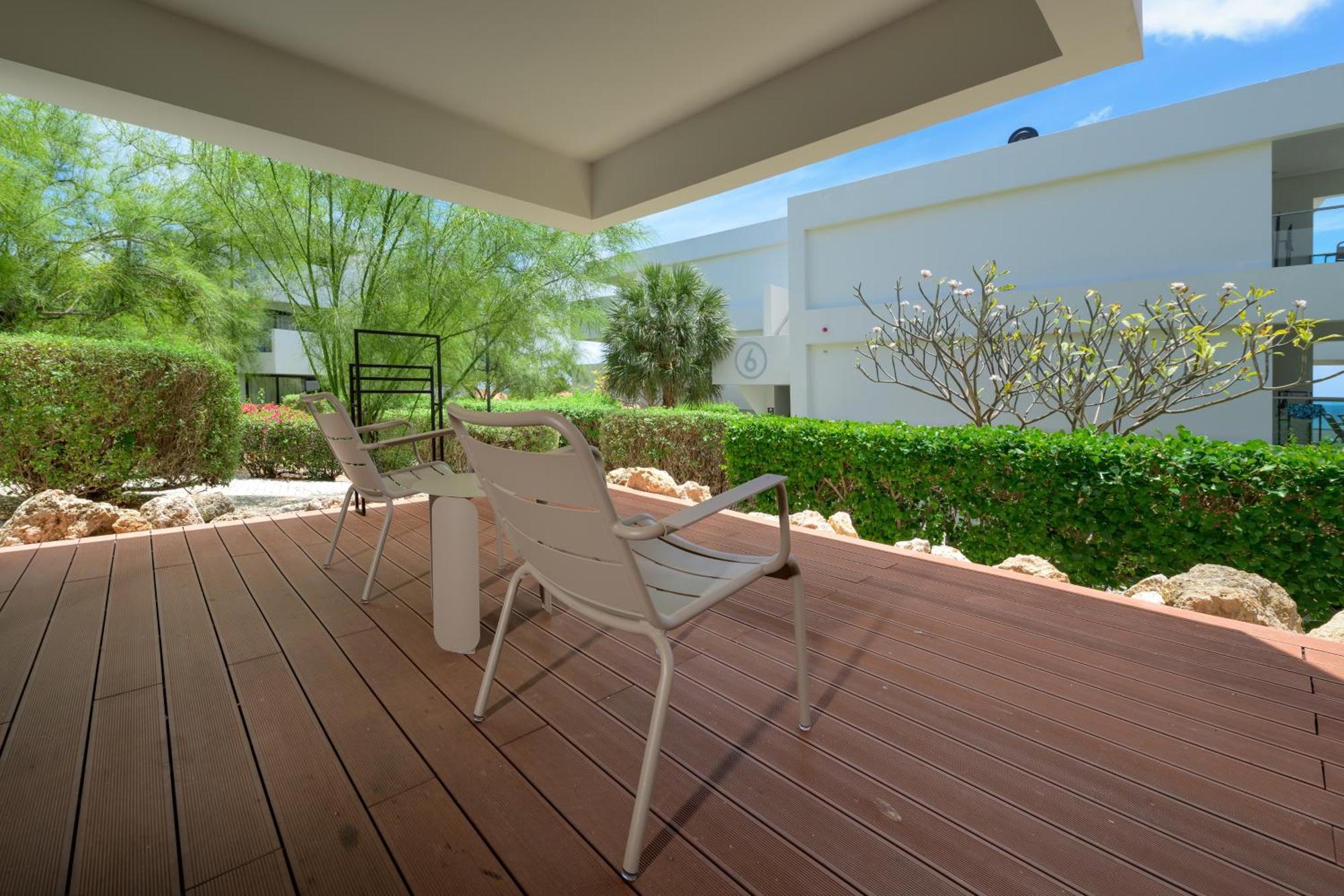 Papagayo Beach Hotel (Adults Only) Вилемстад Екстериор снимка