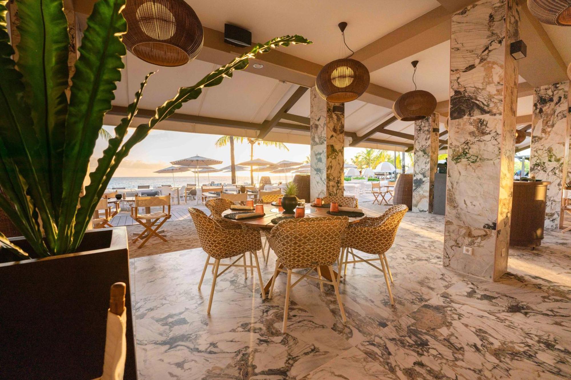 Papagayo Beach Hotel (Adults Only) Вилемстад Екстериор снимка