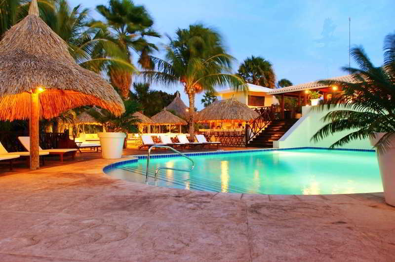 Papagayo Beach Hotel (Adults Only) Вилемстад Екстериор снимка