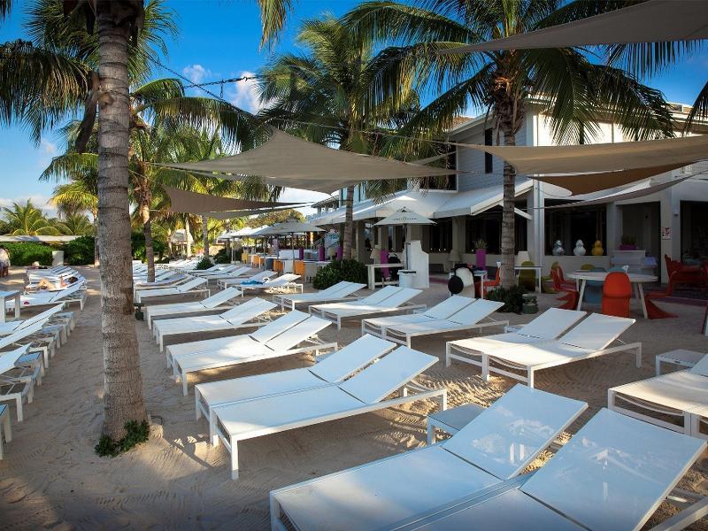 Papagayo Beach Hotel (Adults Only) Вилемстад Екстериор снимка